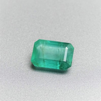 Natural cut emerald 2,54 ct, Zambia