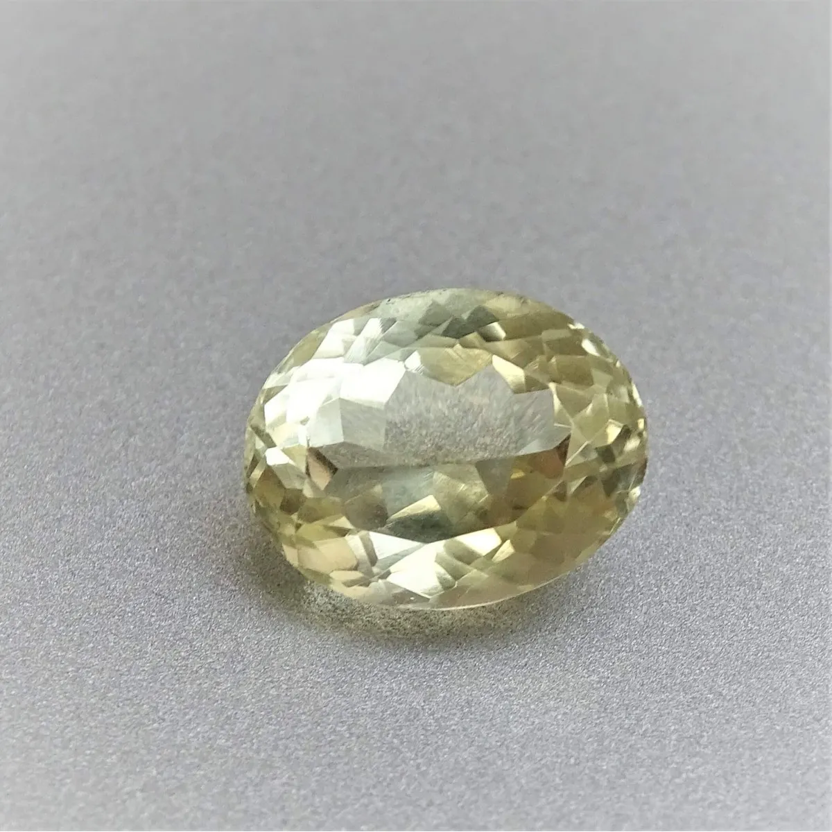 Citrine cut 6,27 ct, Sri Lanka