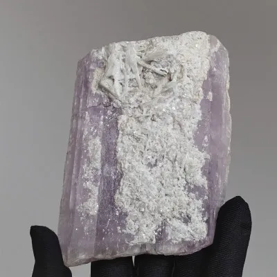 Kunzit mit Albit 345g,...