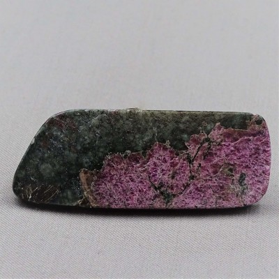 Eudialyte polished plate 17,9g, Russia