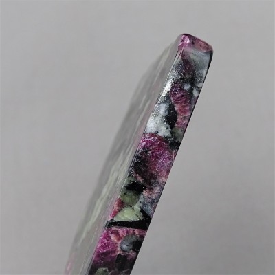 Eudialyte polished plate 58,3g, Russia