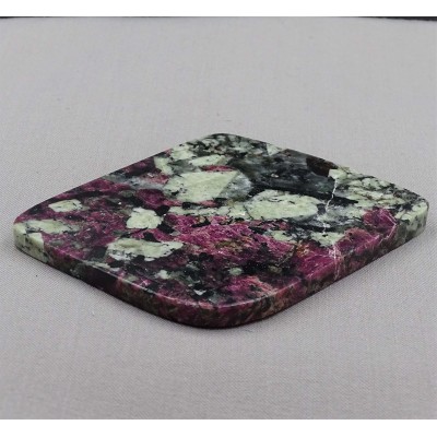 Eudialyte polished plate 78,9g, Russia