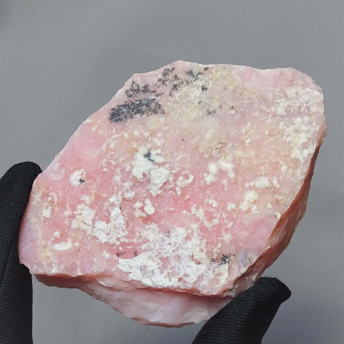 Andský růžový opál 125,2g, Peru