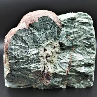 Seraphinite