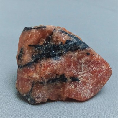 Triplite raw mineral 159,3g, Pakistan