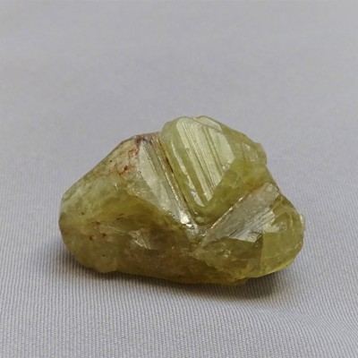 Garnet grosular lemon crystal 57.2g, Mali