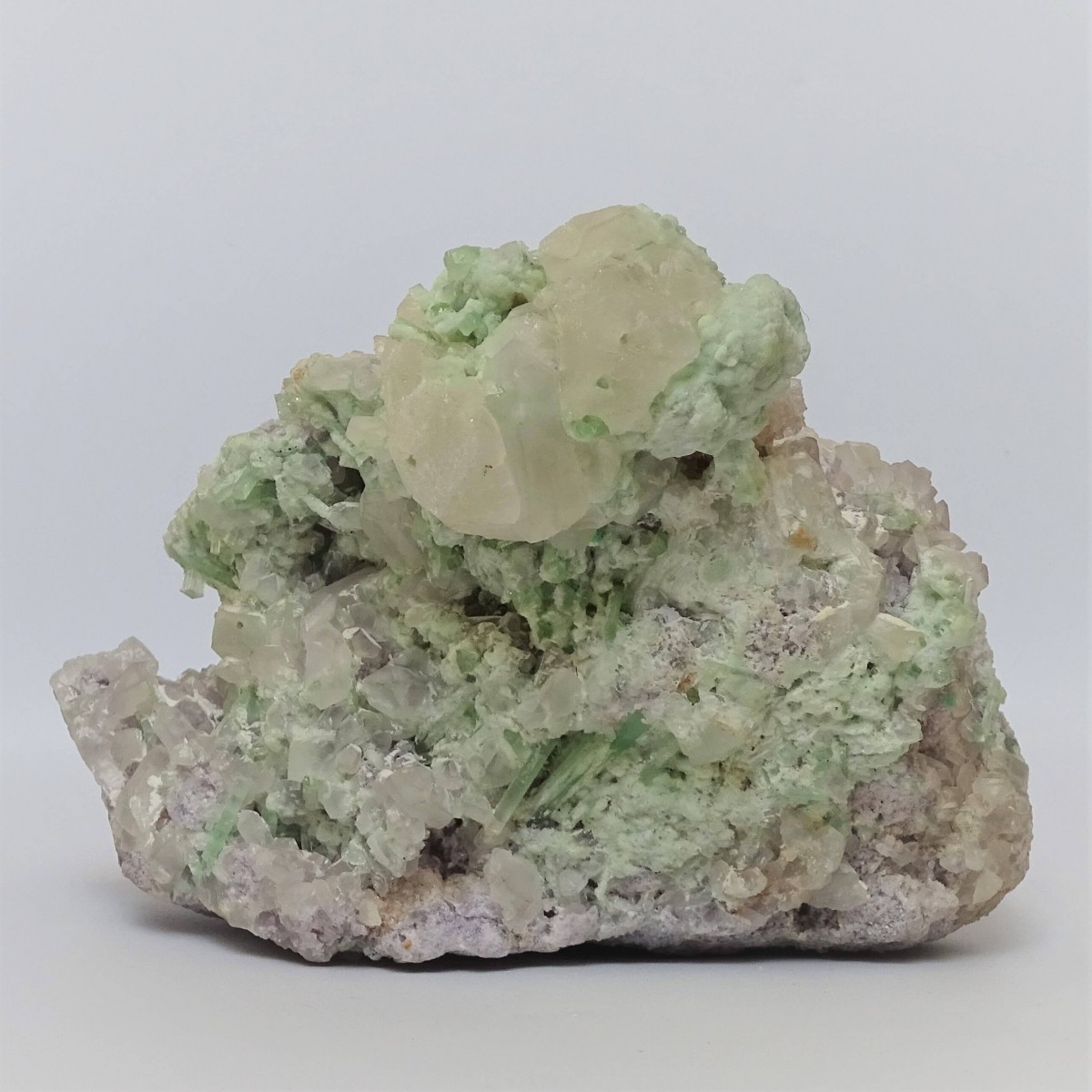 Pollucite seltenes Sammlungsmineral 1822g, Afghanistan