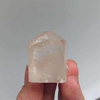 Topaz přírodní krystal 42,4g, Pakistán