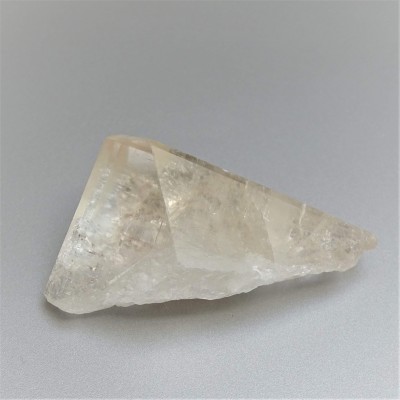Topaz přírodní krystal 105,2g, Pakistán