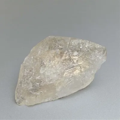 Topaz natural crystal 105.2g, Pakistan