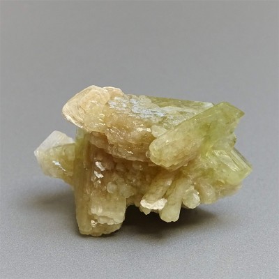 Brazilianit srostlice krystalů 32,4g, Brazílie