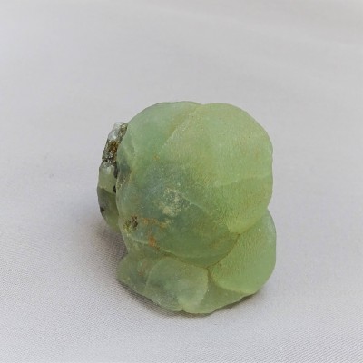 Prehnite natural mineral 150.9g, Mali