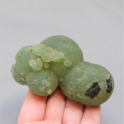 Prehnite natural mineral 274g, Mali