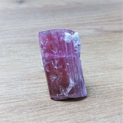 Turmalín přírodní krystal 42,4g, USA