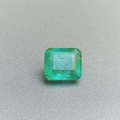 Smaragd přírodní broušený 1,92ct, Kolumbie