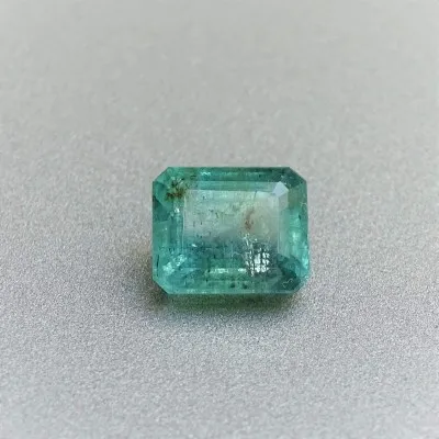 Emerald natural cut 2.22ct, Zambia