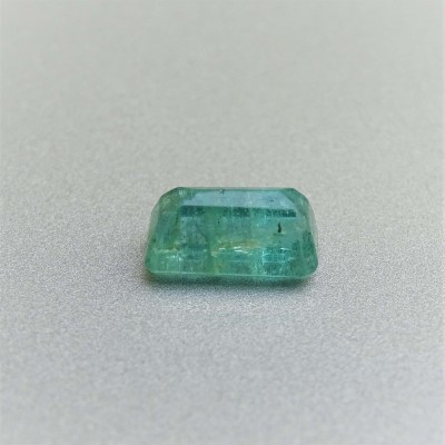 Emerald natural cut 2.35ct, Zambia