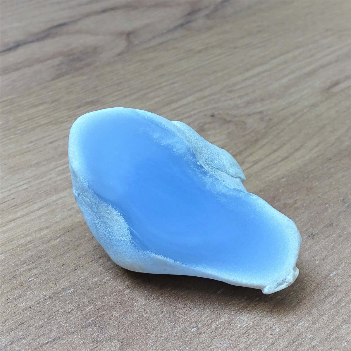 Chalcedony blue natural polished 160g, Turkey