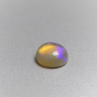 Ethiopian opal cabochon 2.43ct, Ethiopia