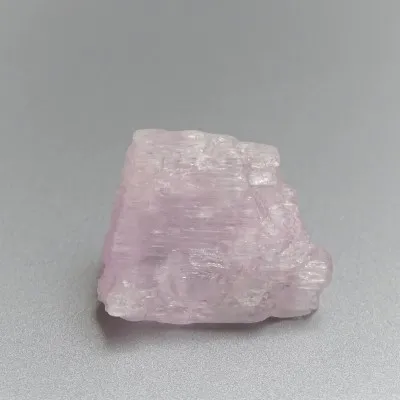 Kunzit natürlicher Kristall 18g, Afghanistan