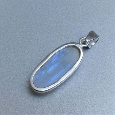 Moonstone pendant in silver 9.8g, top quality