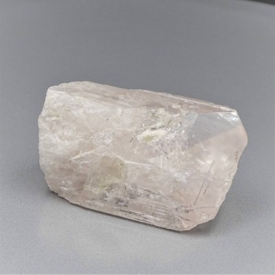 Danburite natural crystal 86.9g, Mexico