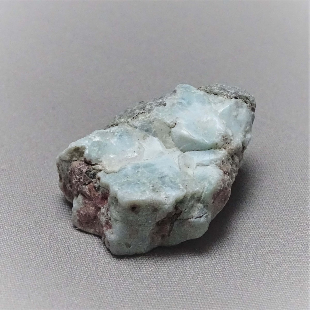 Larimar raw natural mineral 22.3g, Dominican Republic