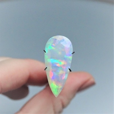 Äthiopischer Opal Cabochon 6,70ct, Äthiopien