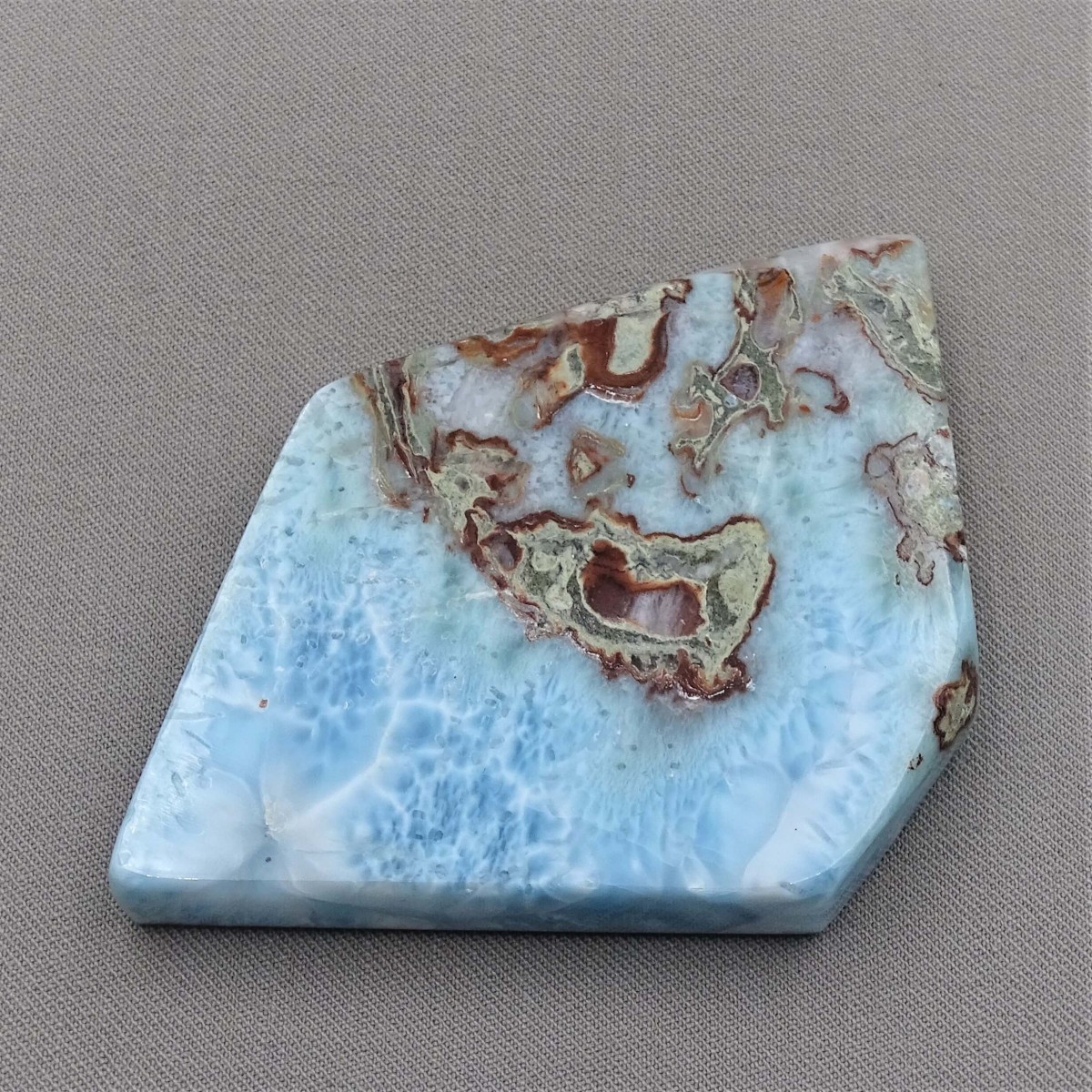 Larimar plate polished 69g, Dominican republic