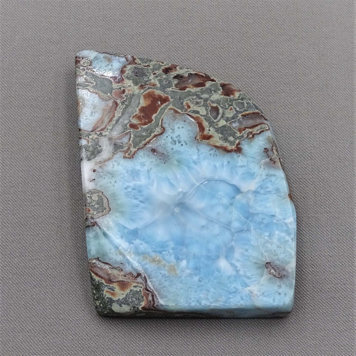 Larimar plate polished 95g, Dominican republic