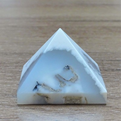 Dendritischer Opal (Merlinit) Pyramide 110g, Madagaskar