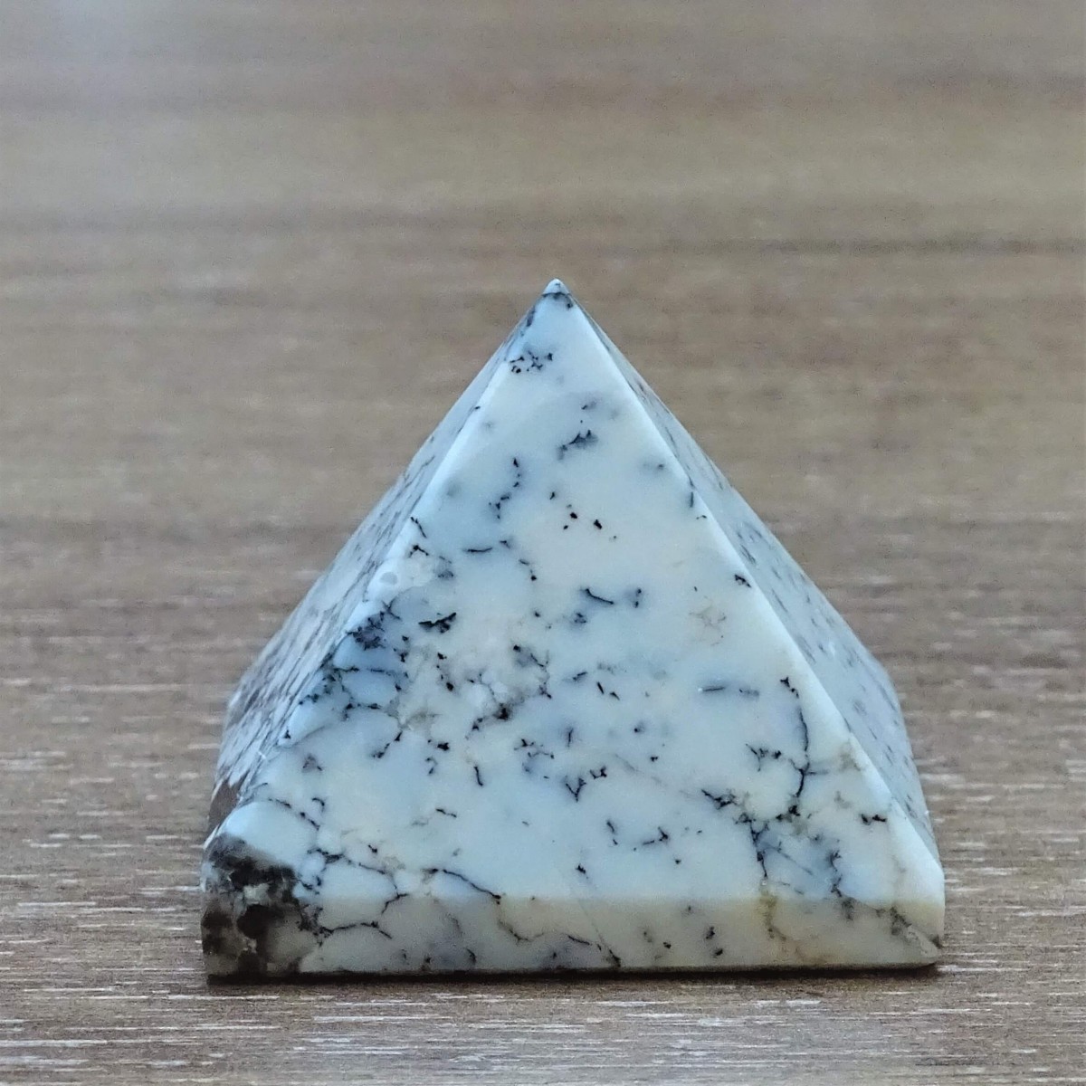 Dendritic opal (merlinite) pyramid 83g, Madagascar