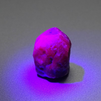 Ruby corundum raw 45ct, Mali