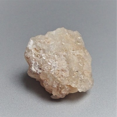 Pollucit vzácný sbírkový minerál 52,3g, Afganistán