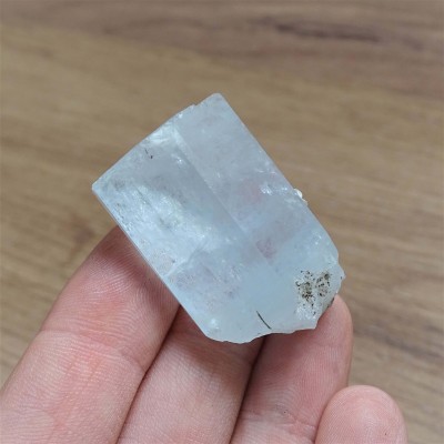 Akvamarín přírodní krystal 23g, Pakistán