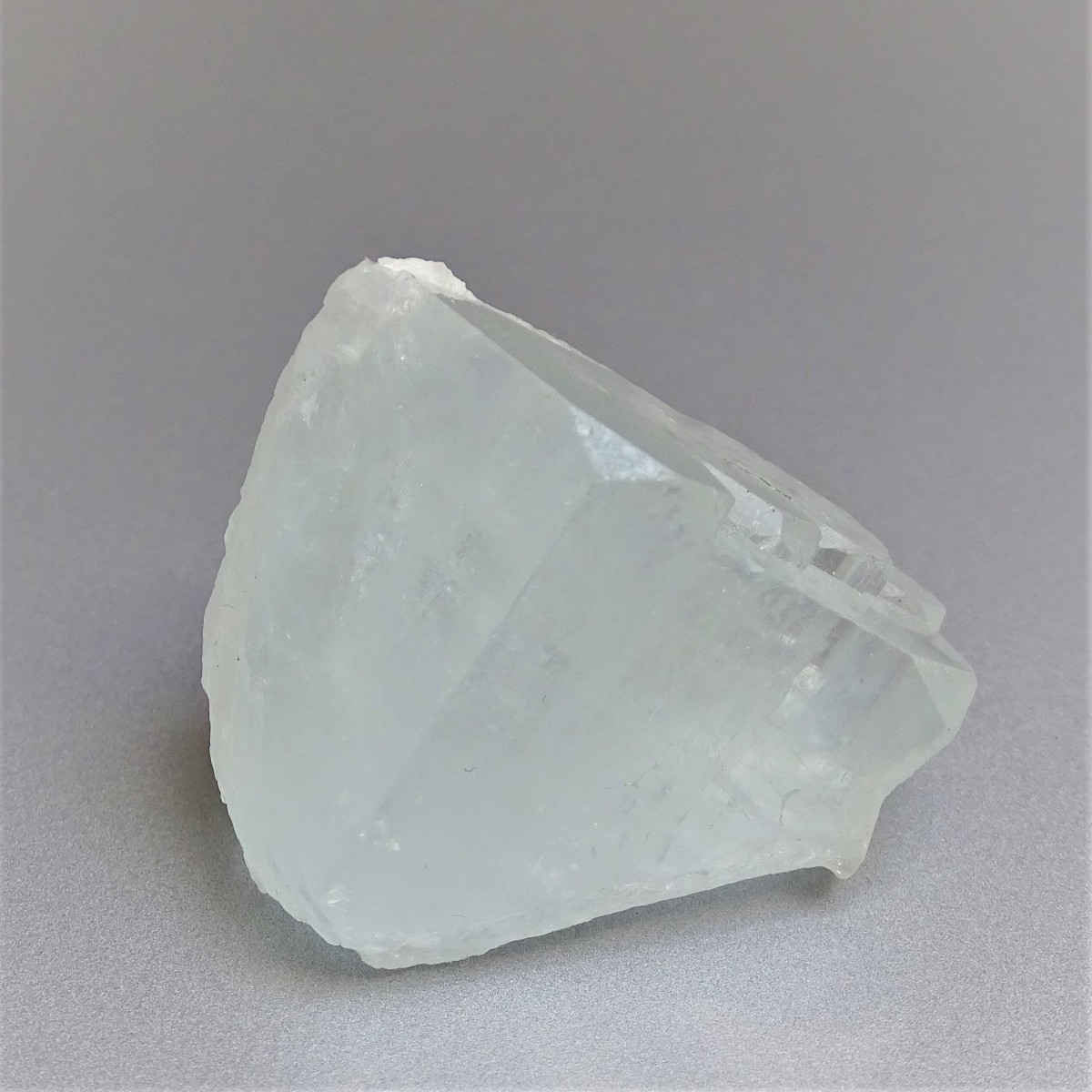 Akvamarín přírodní krystal 57g, Pakistán