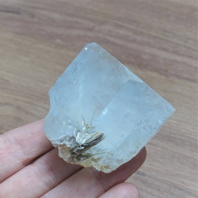 Akvamarín přírodní krystal 104,2g, Pakistán