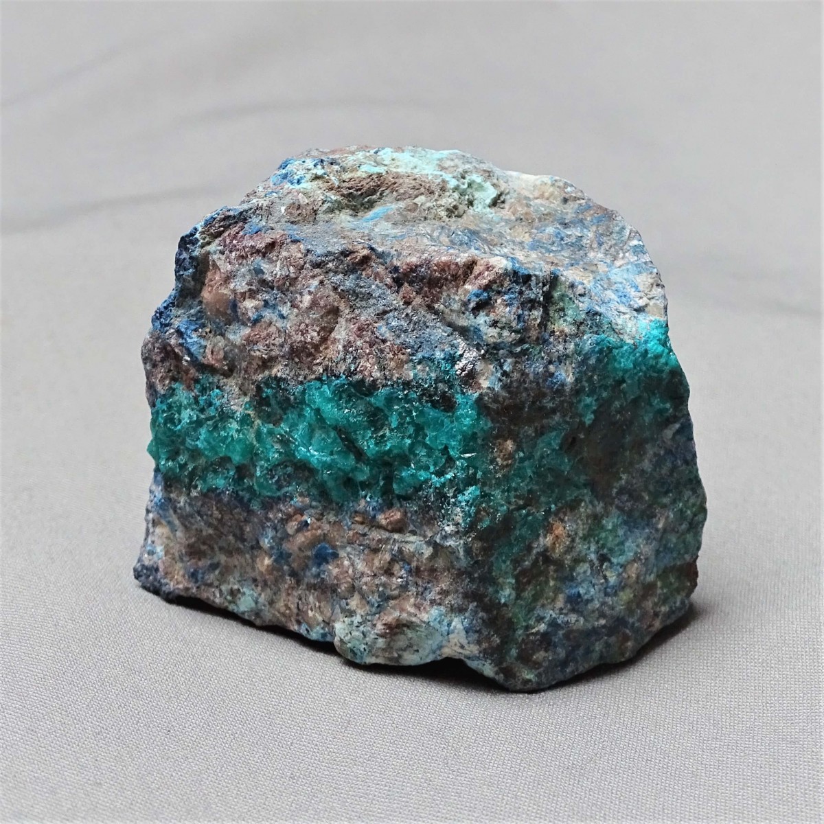 Quantum quattro přírodní minerál 227g, Namibie