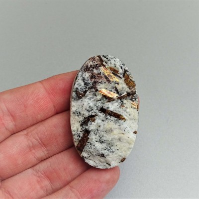 Astrophyllit-Cabochon, natürliches, unpoliertes Mineral 22,2g, Russland