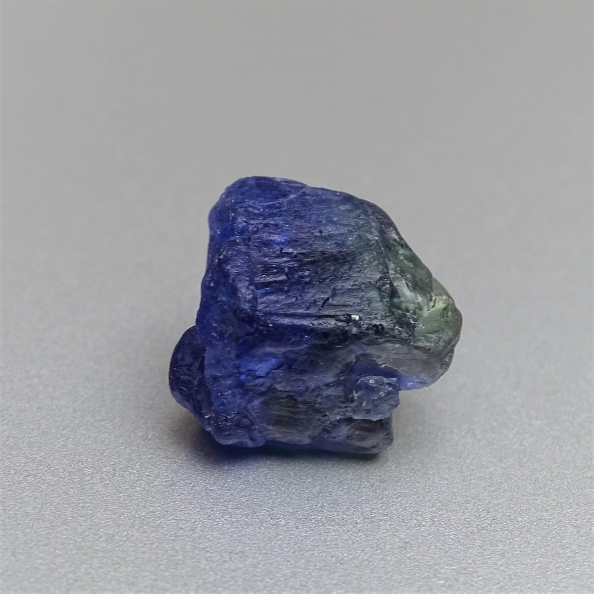 Tansanit-Rohmineral 8,5g, Tansania