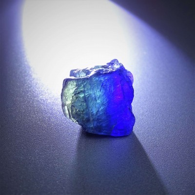 Tanzanite raw mineral 8.5g, Tanzania