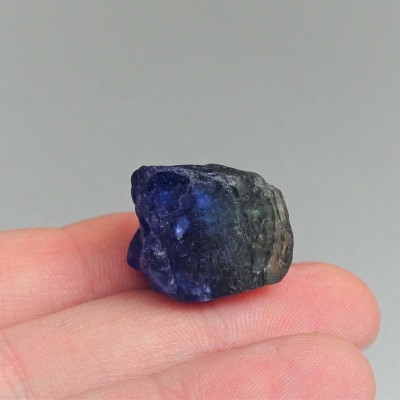 Tanzanite raw mineral 8.5g, Tanzania