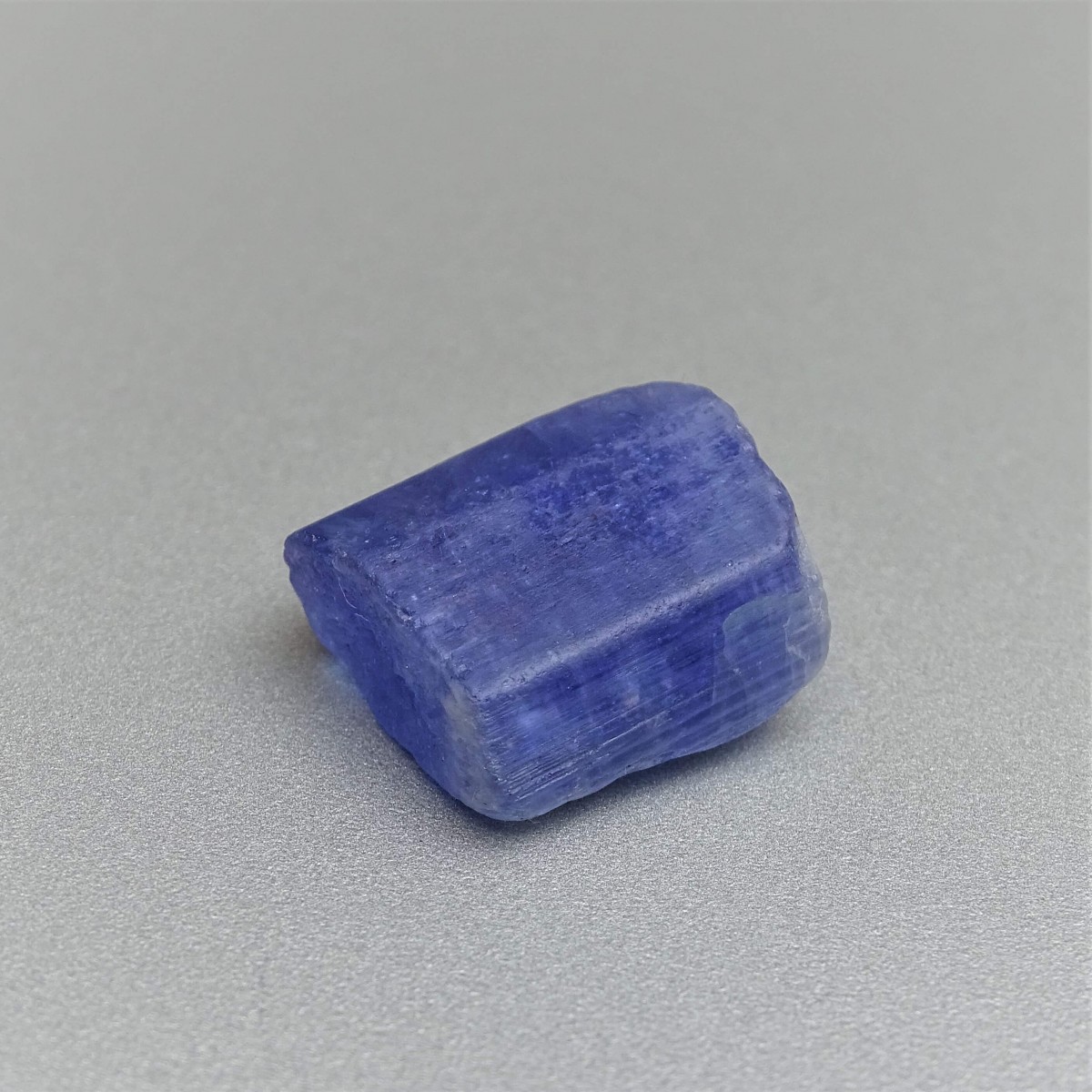 Tanzanite raw mineral 6g, Tanzania