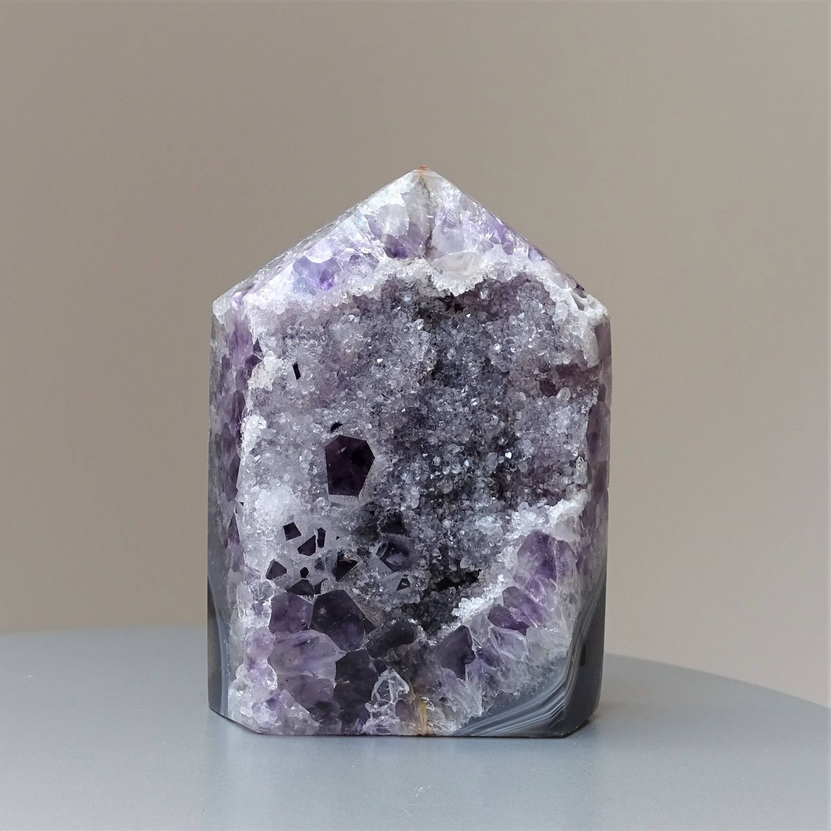 Amethyst with agate natural druse polished 553g, Brazil