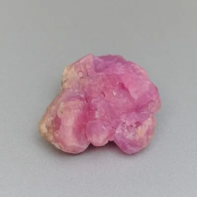 Natural raw ruby 72.6g, Macedonia
