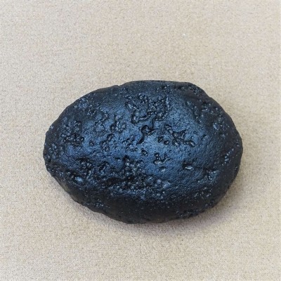 Tektite natural indocinite 122.4g, Vietnam