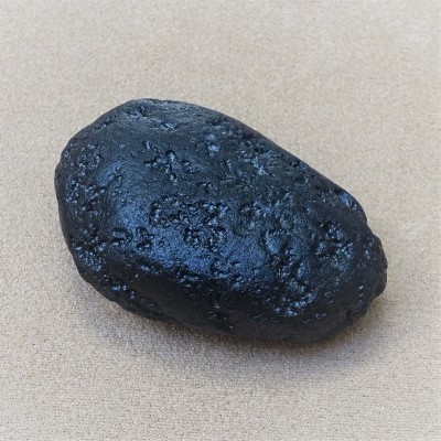 Tektite natural indocinite 122.4g, Vietnam