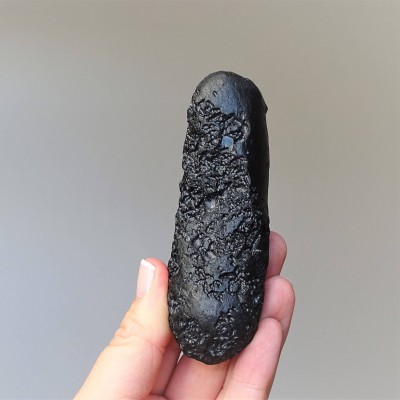 Tektite natural indochinite 97.2g, Vietnam