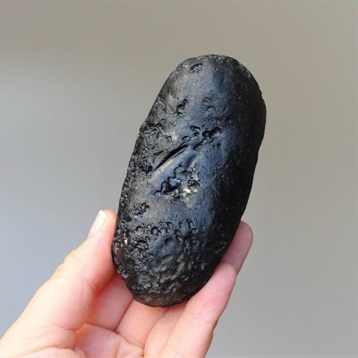 Tektite natural indochinite 196.6g, Vietnam