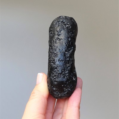 Tektite natural indochinite 196.6g, Vietnam